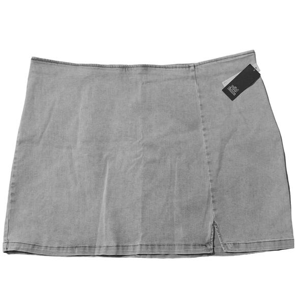 Wild Fable Notch Front Seamed Denim Mini Skirt Blue Plus Sz 28 Summer Wear NWT - Picture 1 of 14